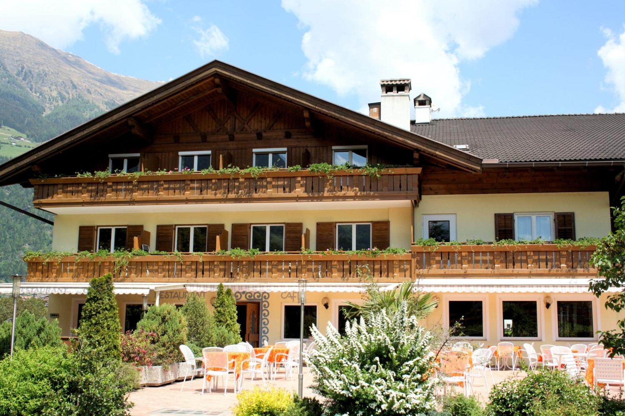 Hotel Klotz St. Leonhard in Passeier Exterior foto