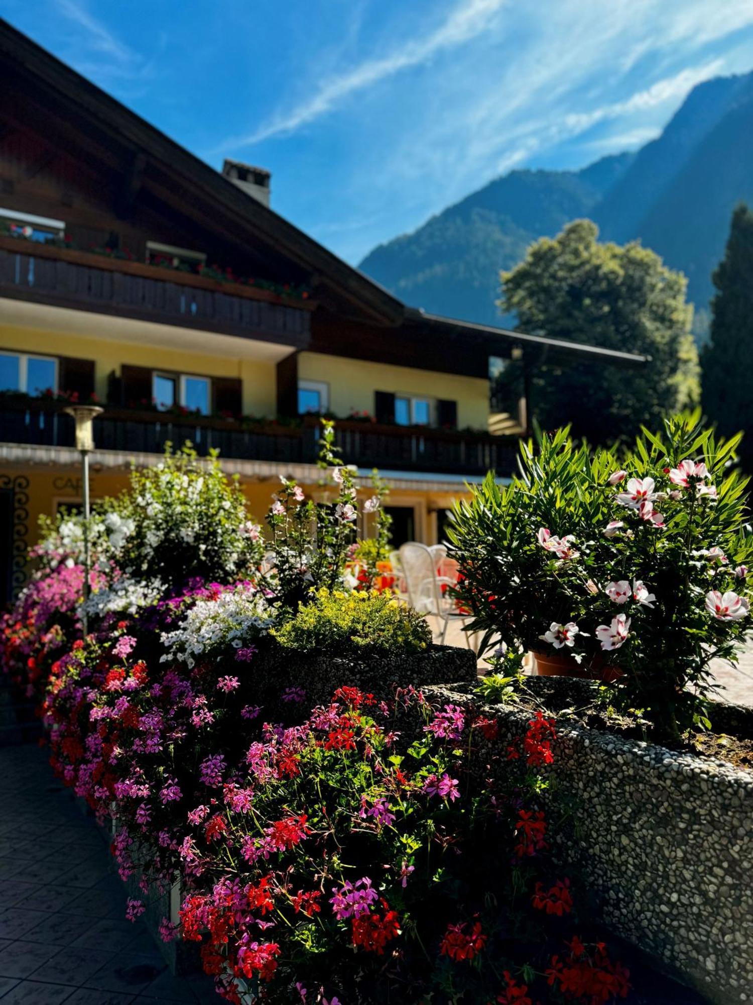 Hotel Klotz St. Leonhard in Passeier Exterior foto
